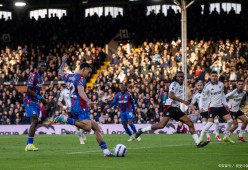 爱游戏体育-里尔客场负于巴黎圣日耳曼，积分榜滑落(里尔vs巴黎圣日耳曼2021)